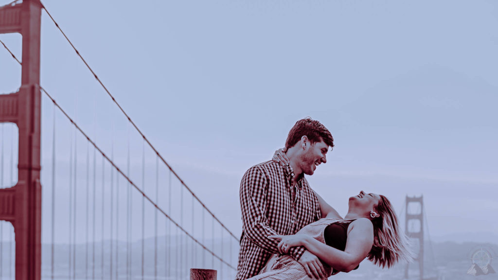 Valentine's Day at the golden gate bridge with traveling couples photographer