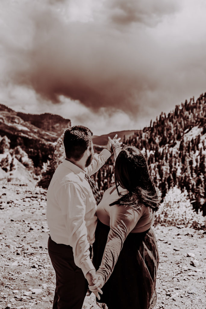 Pagosa Springs CO couples session with Traveling Photo and Video Team Worldwide Elopement visuals